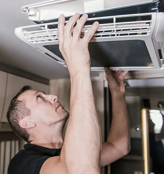  Professional Licensed And Insured Cleaners in Southbridge, MA